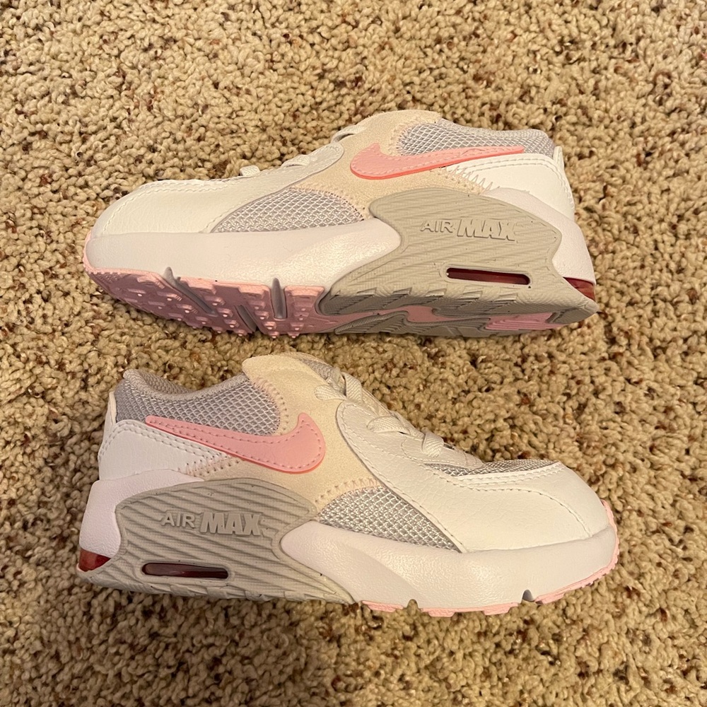 Toddler girl Nike shoes